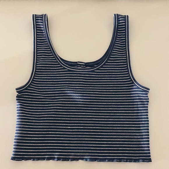 American Eagle Henley Crop Tank Top - Picture 3 of 5